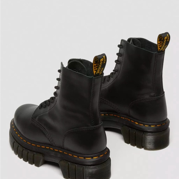 Dr Martens Audrick Nappa Leather Platform Ankle Boots Size 9 NEW - Picture 2 of 14